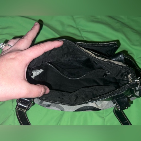 Small Minicci Shoulder Bag - Picture 4 of 5